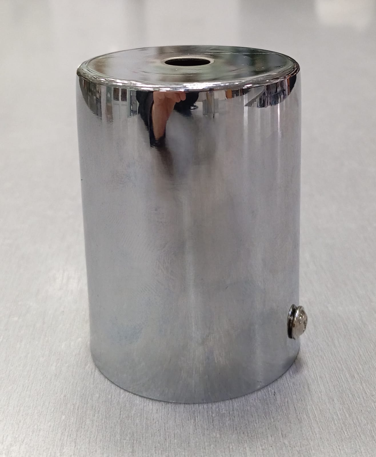 Универсальное потолочное крепление "Цилиндр", D50mm,  металл. Хром. 33 Идеи BASE.50.70.CH