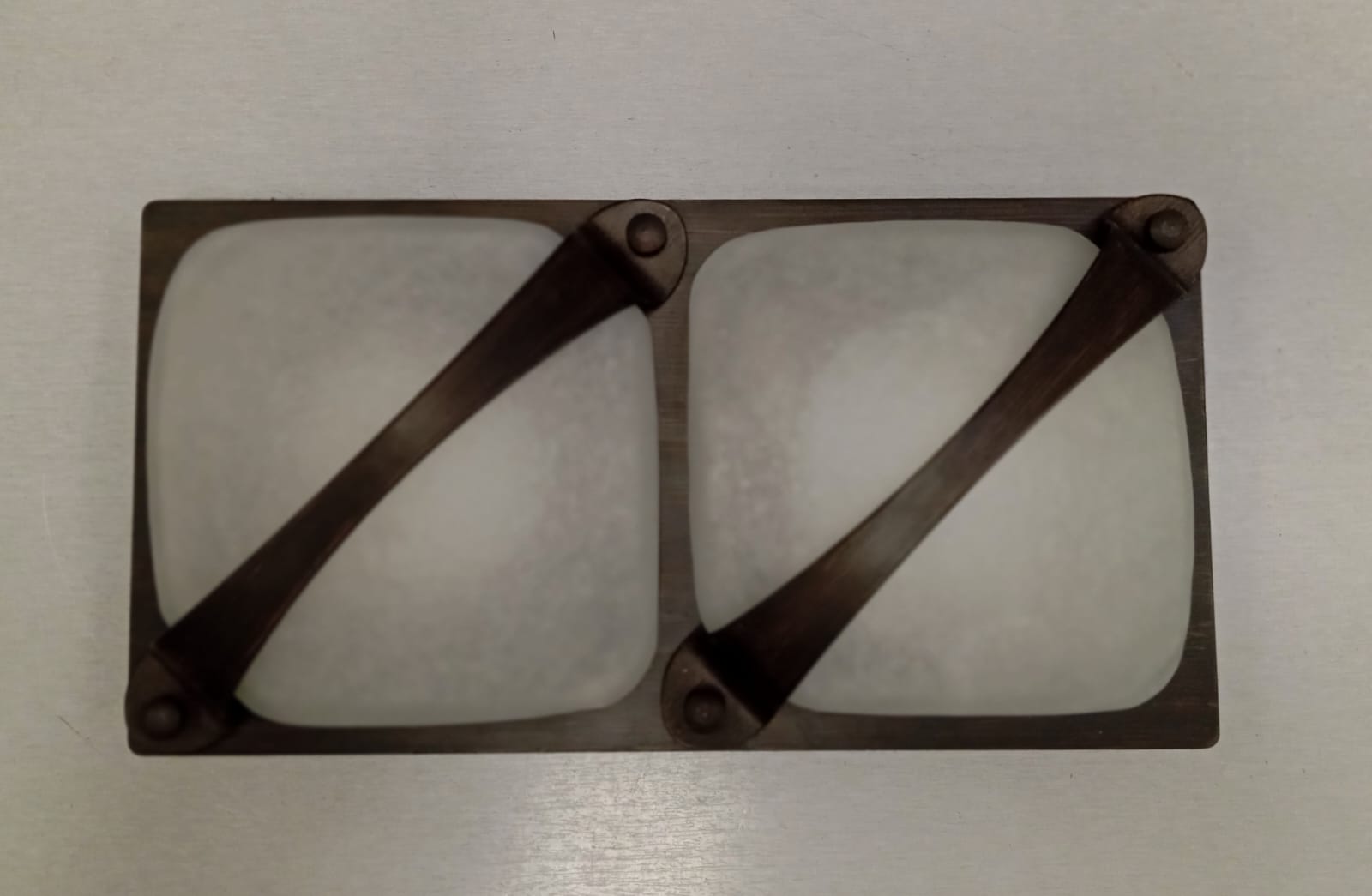 15-2588-Y2-E7.Leds`C4.Kenya. Светильник потолочный.Коричневый состаренный, белый, 2*E14 60W 220V IP2