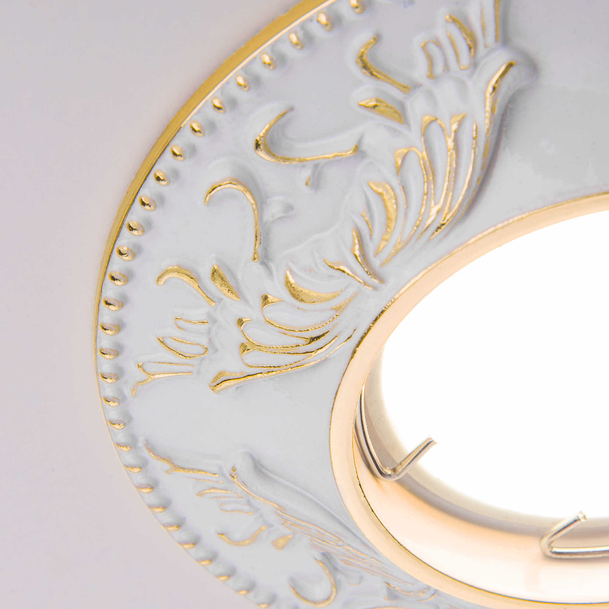 7217 MR16 WHG.(a048481).Elektrostandard. Встраиваемый светильник Белый, золото ,круглый.1*Gu5.3, 35W