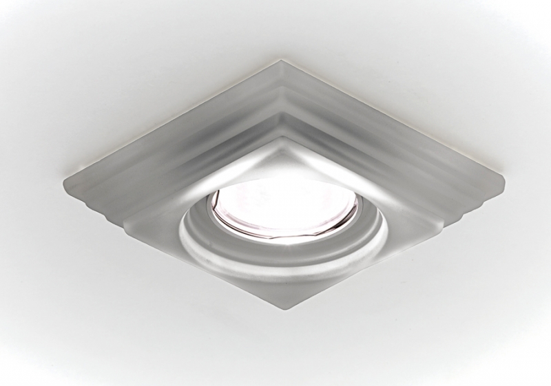 D2270W .Ambrella.Встраиваемый светильник MR16. стекло белое матовое, 1*Gu5.3, 50W, 12/220V