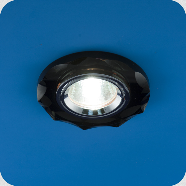 Bohemia 51 22 71.Italmac.Bohemia.Встраиваемый светильник MR16. , граненое стекло. Хром, черный, круг