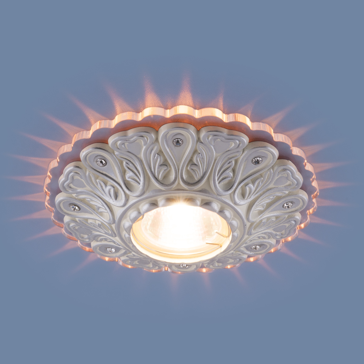 6004 MR16 WH.(a030579).Elektrostandard. Встраиваемый светильник с подсветкой. Белый, серебряный,круг