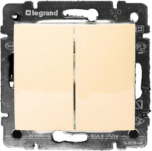 774308. Legrand. Valena (Слоновая кость). Переключатель проходной 2-клавишный