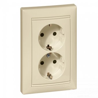 774371. Legrand. Valena (Слоновая кость). Розетка 2К+З сдвоенная с заземлением, со шторками, 16A, вс